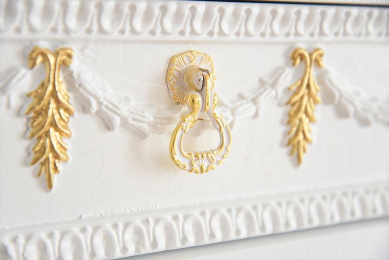 グランデサイドボード ガラス天板付き アンティーク調 ROCOCOアントワネット