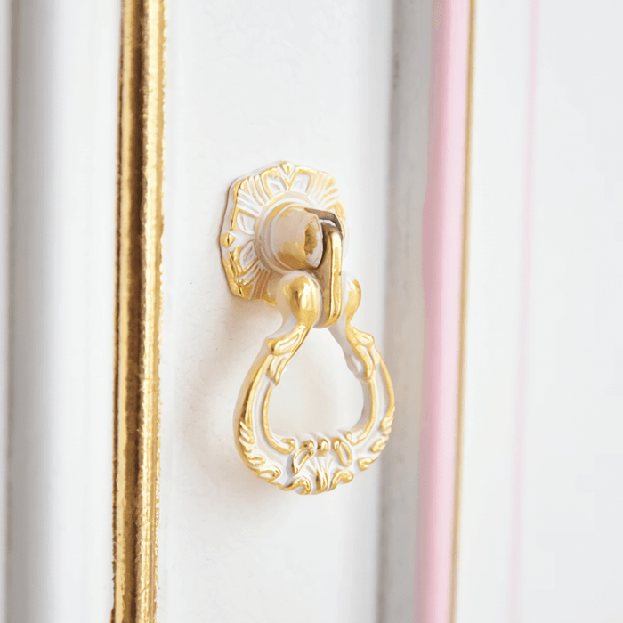 3ドアサイドボード 引出タイプ グランデチェスト ガラス天板付き アンティーク調 ROCOCOアントワネット