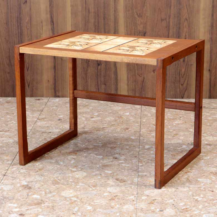 デンマーク製 ヴィンテージ タイルトップ ネストテーブル 3点セット